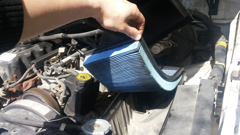 Illustration for article titled Here Are Some Easy Jobs To Get You Started With Working On Cars